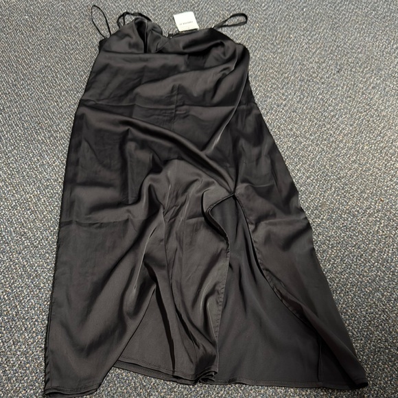 Forever 21 satin midi dress M // 062720 - Picture 1 of 2